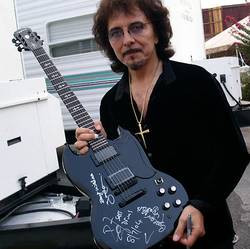 У ГИТАРИСТА BLACK SABBATH ОБНАРУЖИЛИ РАК